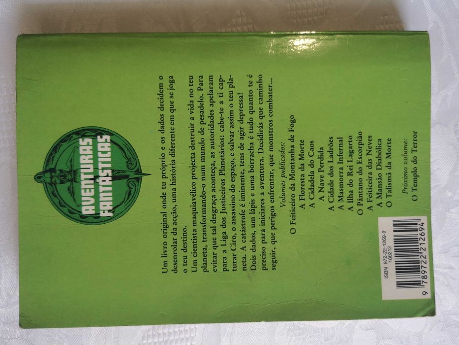 Livro O Assassino do espaço!