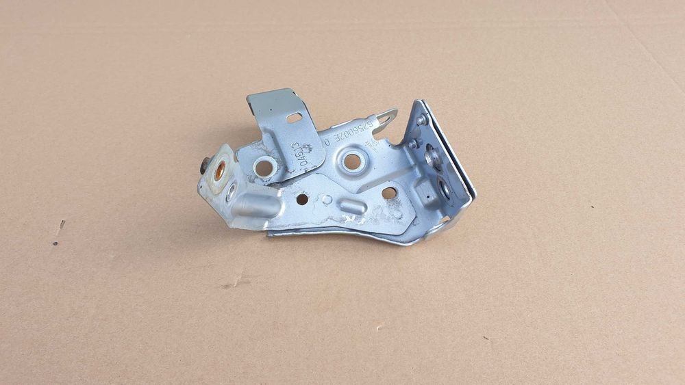 Renault megane III 3 wspornik uchwyt mocowanie błotnika prawy
