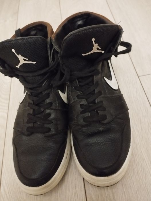 Зимові підліткові чоловічі шкіряні модні черевики ідеальний стан, 41 р