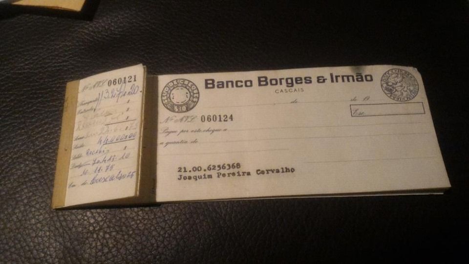 Carteira de cheques do banco Borges & Irmão