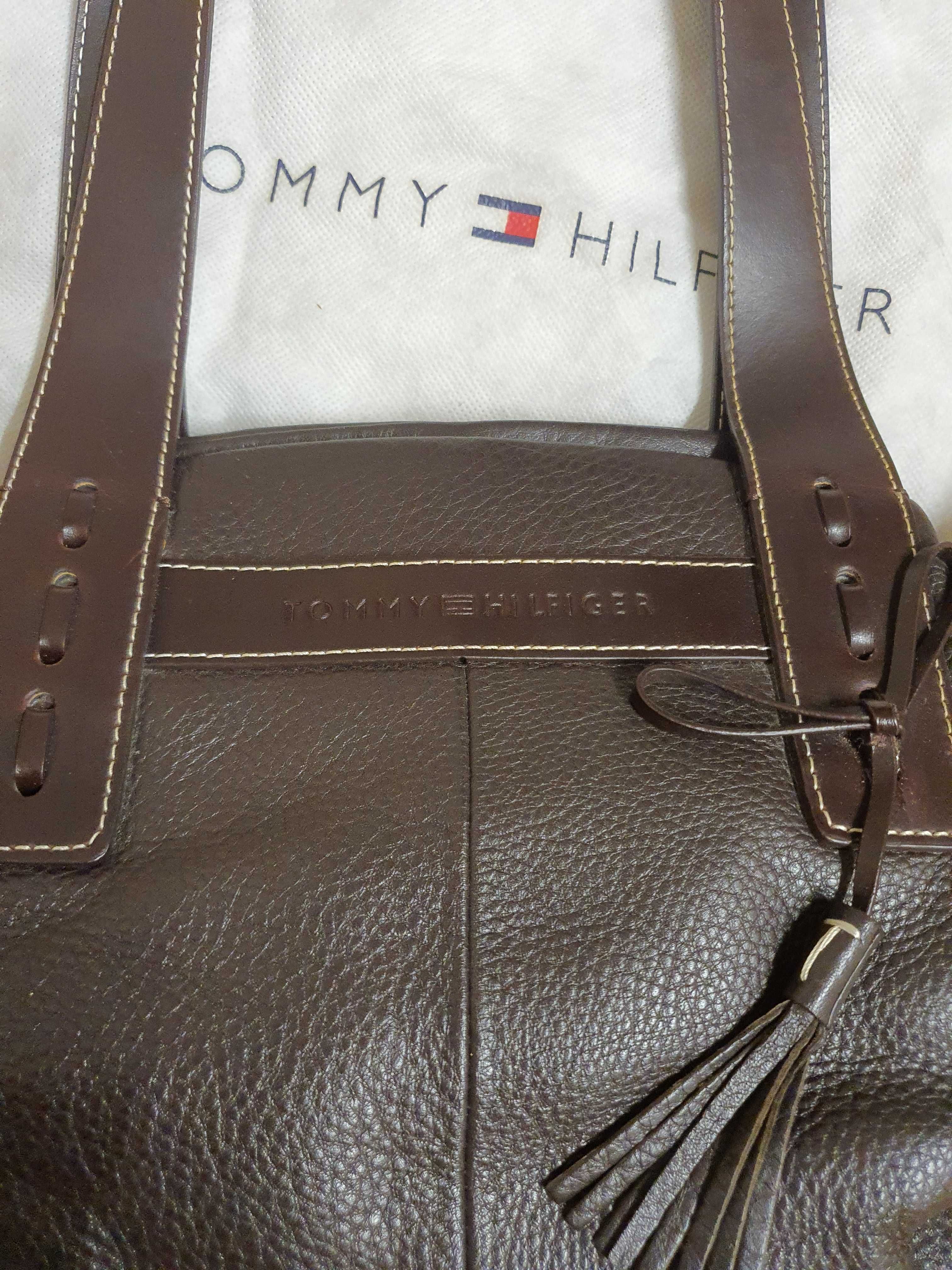 Mala Tommy Hilfiger castanha