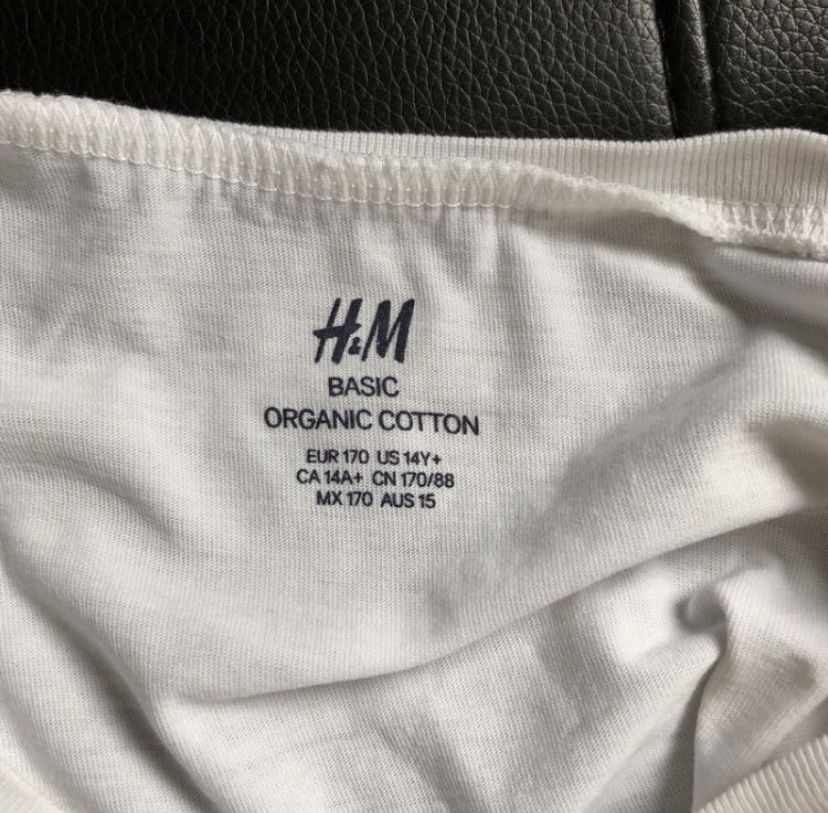 Biała koszulka T-shirt z nadrukiem H&M Basic [170]