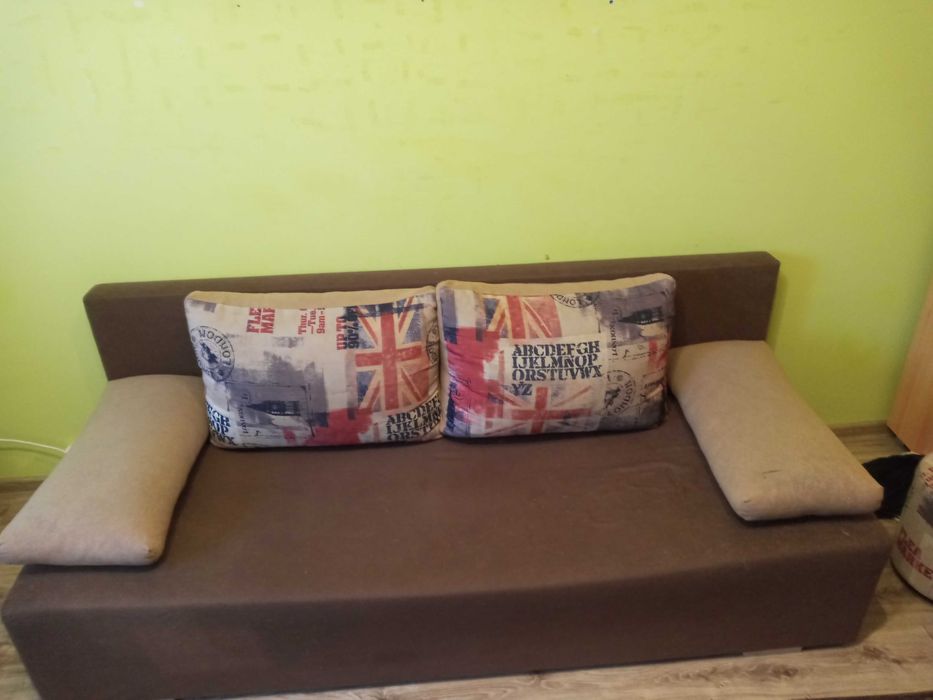 Sprzedam łóżko używane w bardzo dobrym stanie.