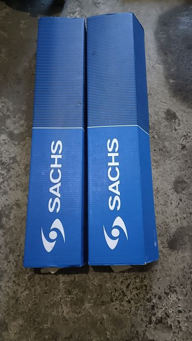 Стойки передние, амортизаторы, пневмо Touareg nf 2013 .7P6.413.032.Q.