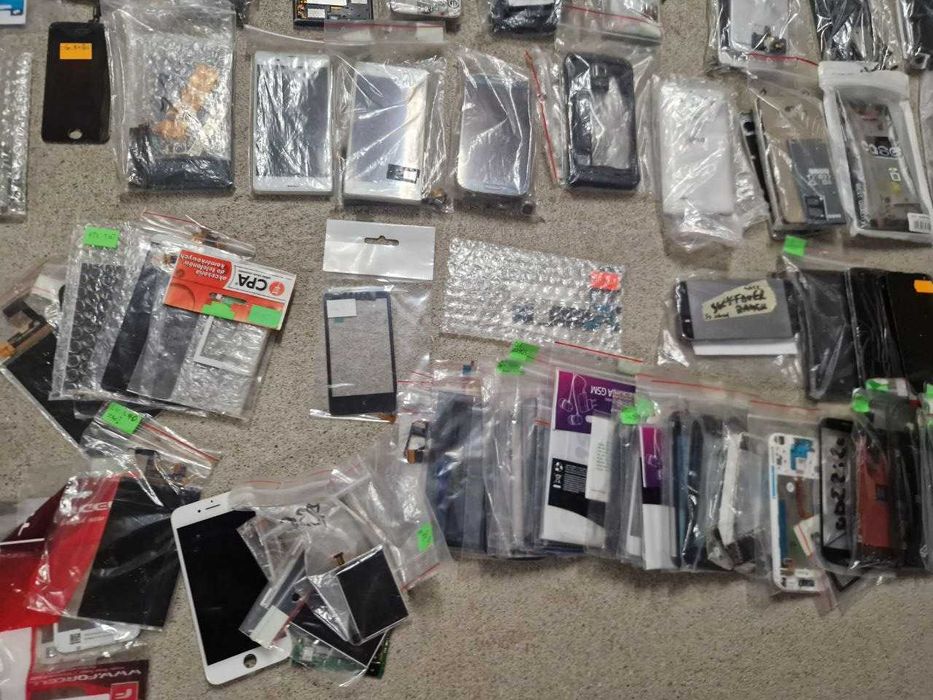 Wyświetlacze dotyki wyprzedaż magazynu–  sprawne, do serwisu