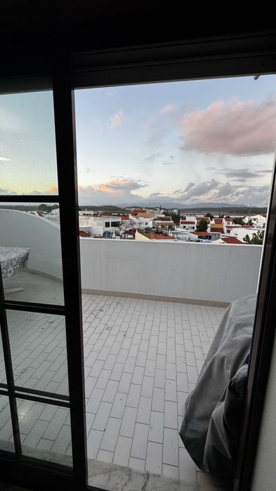 Quarto de Casal para Alugar – Conforto e Privacidade