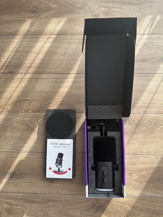 Нові мікрофони FIFINE AmpliGame AM8 (USB/XLR) — білий та чорний