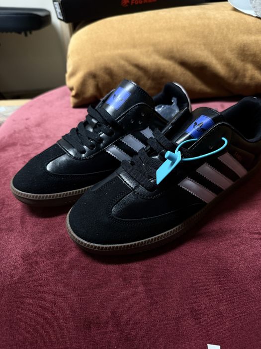Nowe buty w stylu kultowych Adidas Samba/ Gazelle.