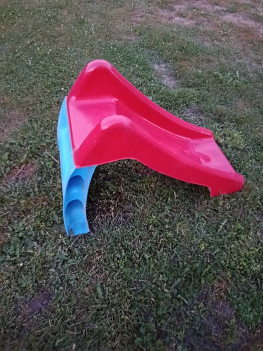 Zjeżdżalnia dla dziecka