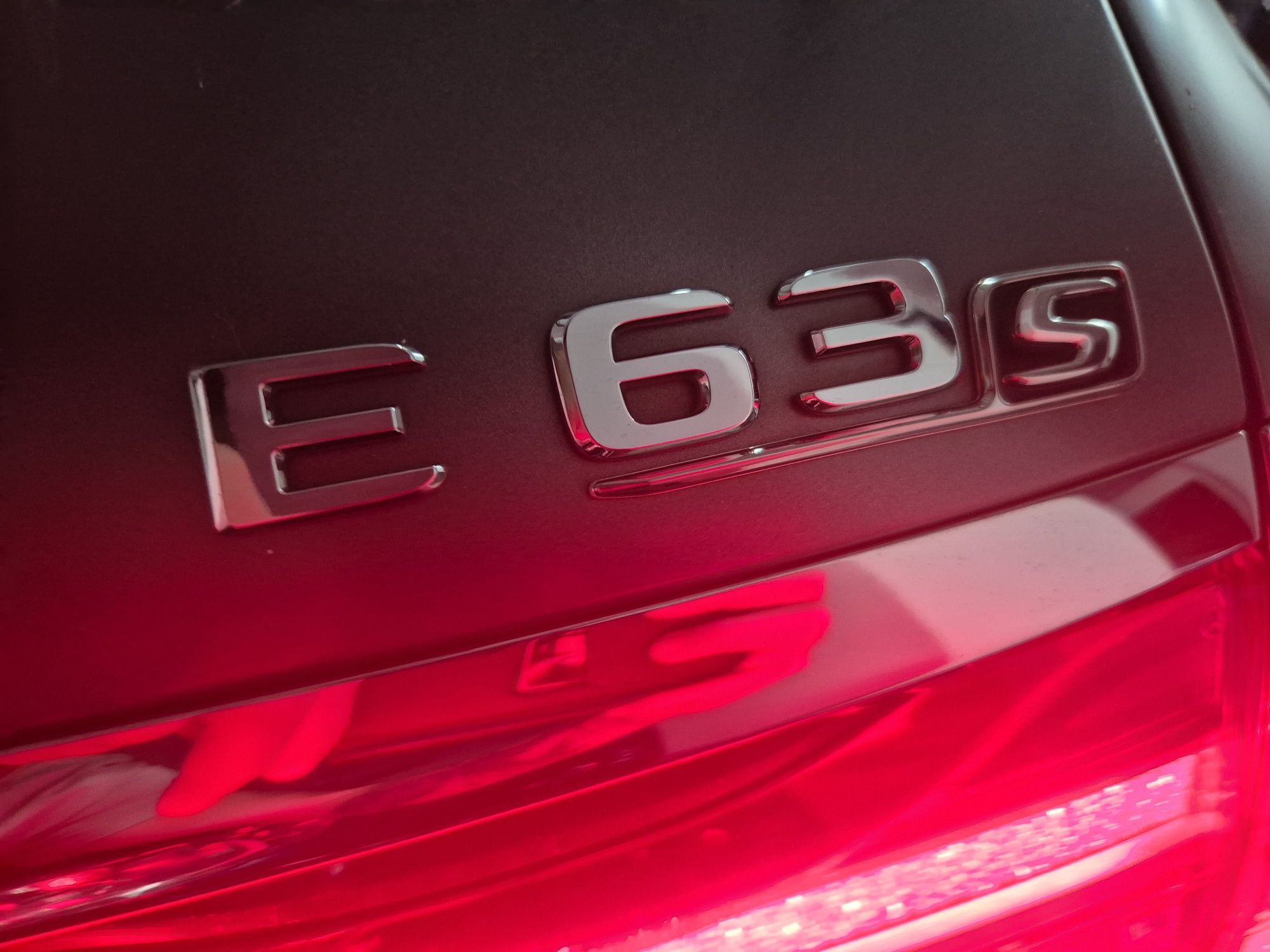 Mercedes E63 S . 2018  .Polecam