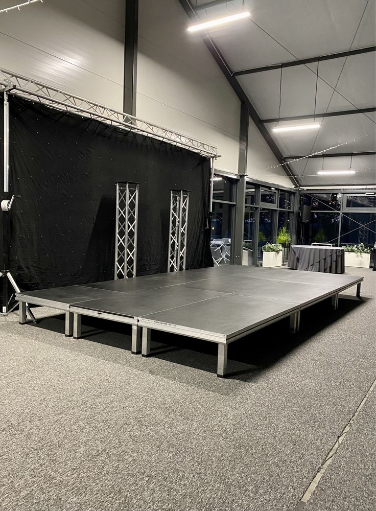 Alustage Podest sceniczny 2x1 wynajem | Nagłośnienie i oświetlenie