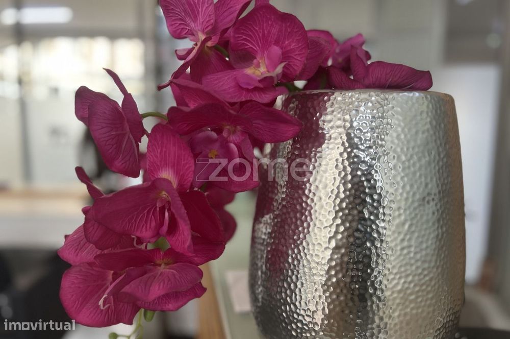 Conjunto de 2 Lojas no CC Bairro do Jardim, Viana do Castelo