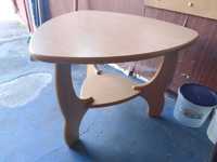 stolik 3-nogi drewniany