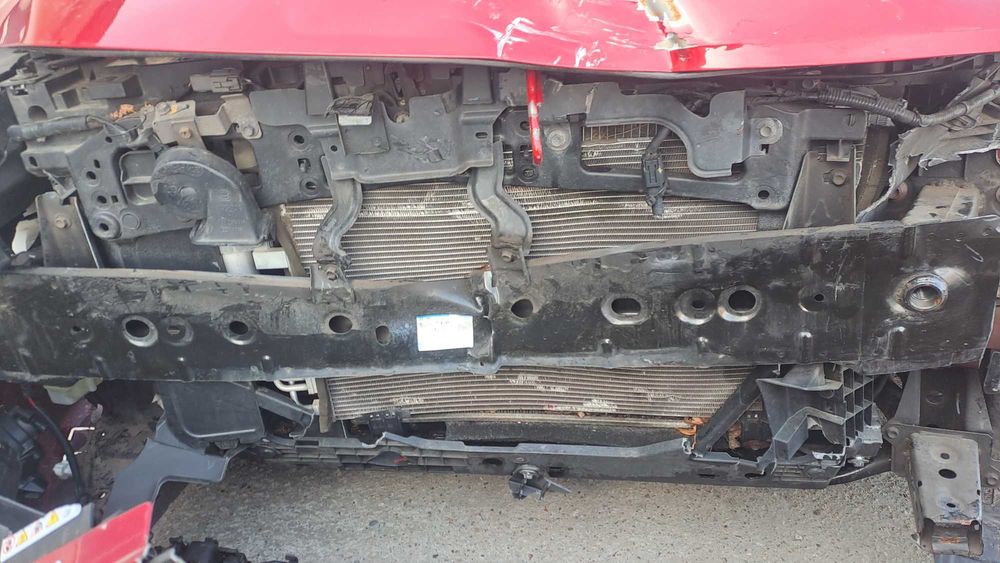 mazda 2  1.5 benzyna 17rok 56tys przebieg