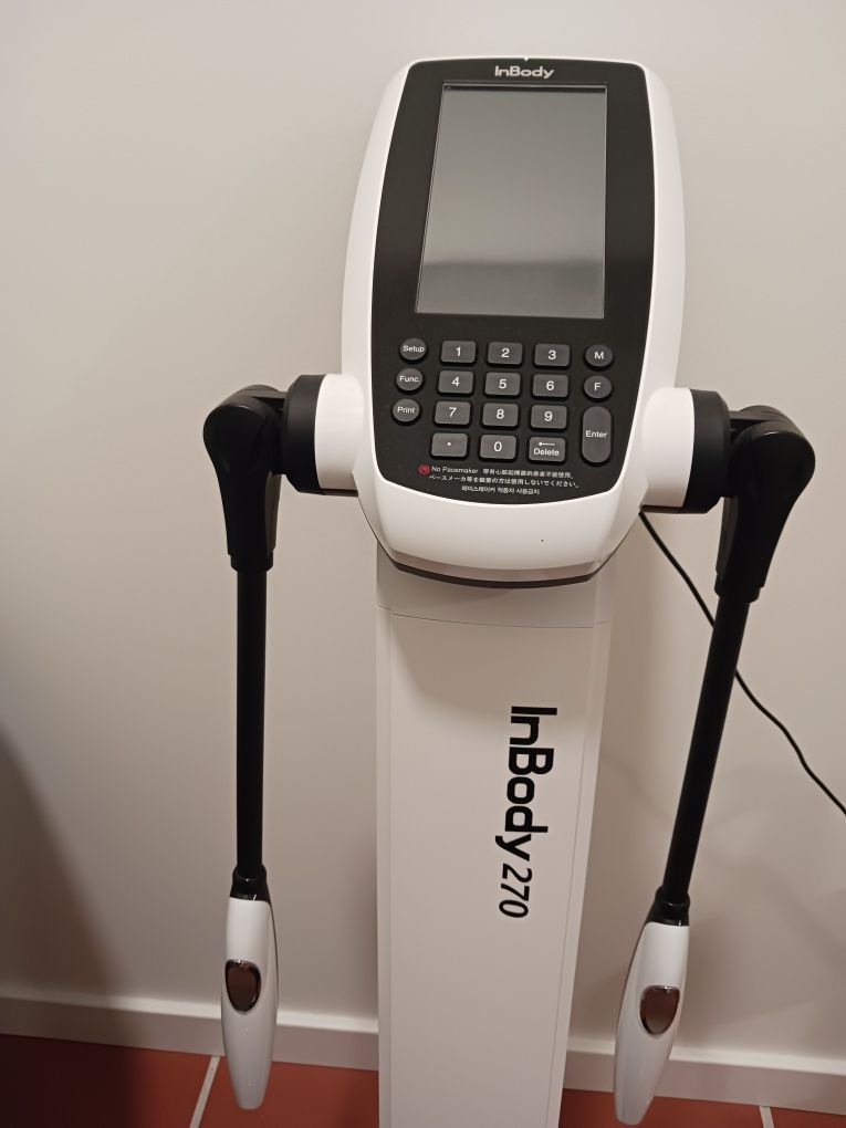 Balança de bioimpedância InBody 270