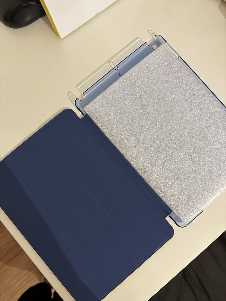 JETech etui iPad 9/8/7