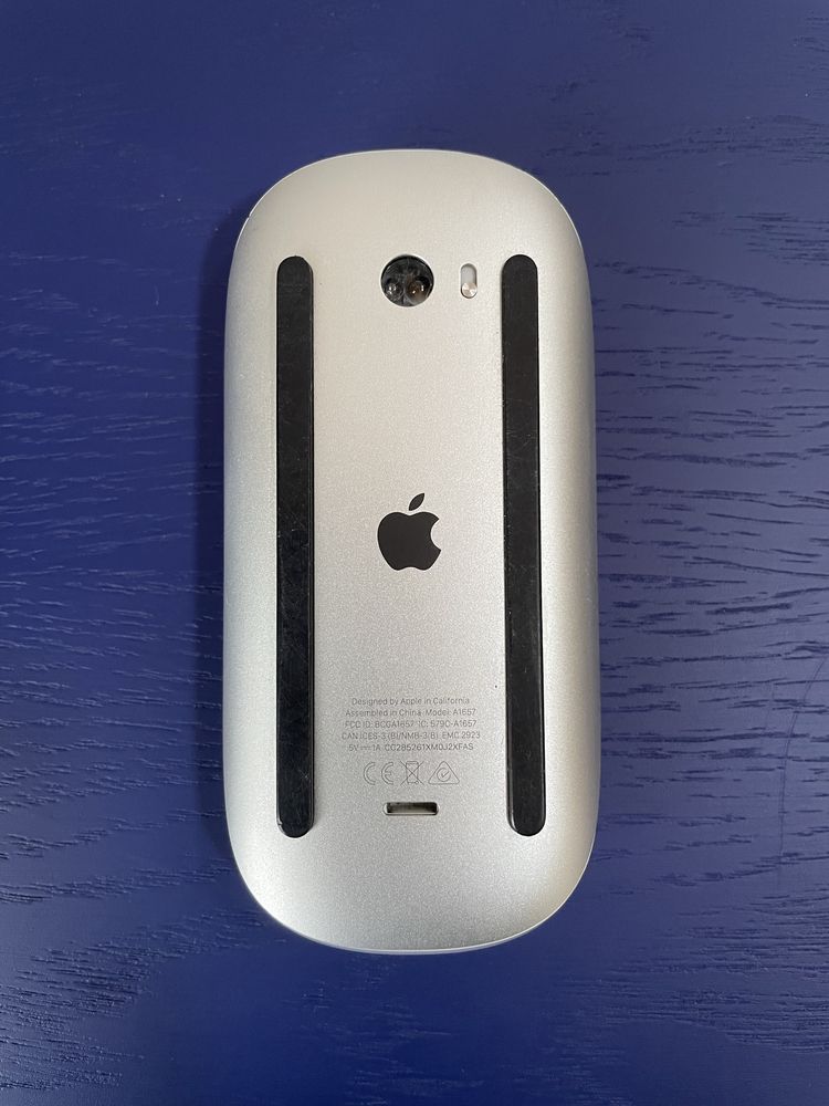 Apple Magic Mouse 2 model A1657 bezprzewodowa mysz oryginalna sprawna
