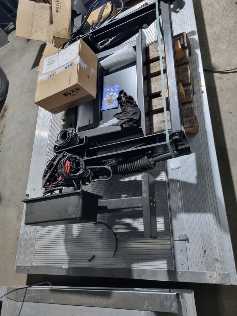 Winda Bar 1500 kg do Man Mercedes Daf z montazem. Zakup na raty.