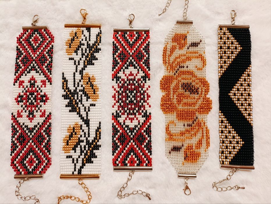 Вироби з бісеру, ціни від 120 грн.