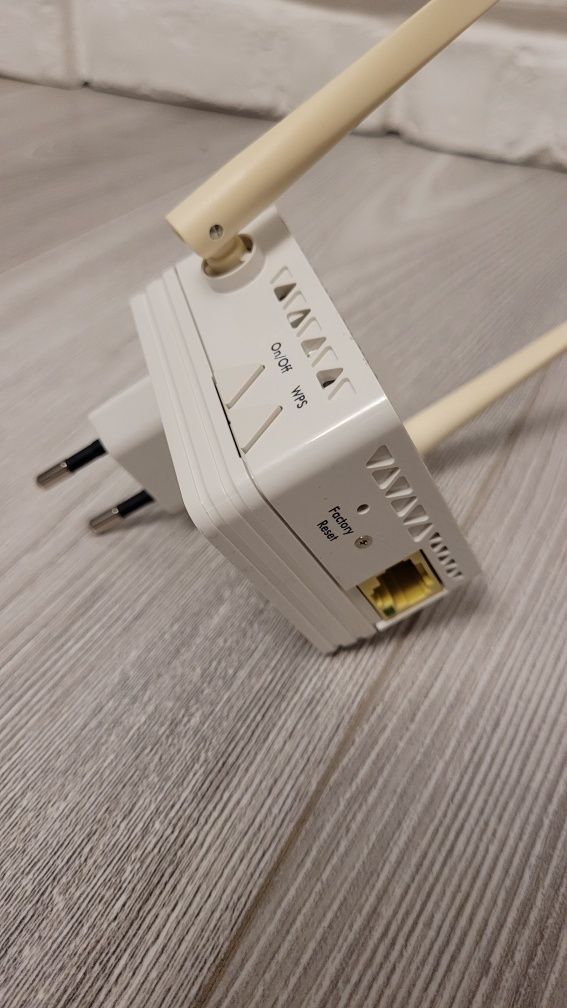 Wzmacniacz WiFi Netgear