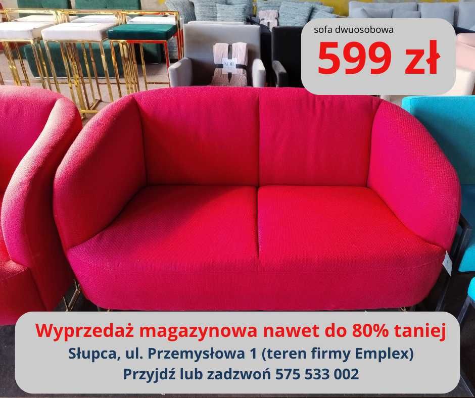 Miękki fotel, krzesło w kolorze czerwonym