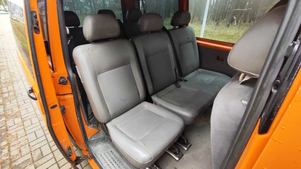 Volkswagen Transporter T5 Brygadówka 9-osobowy 1.9 TDI Sprawny!!!
