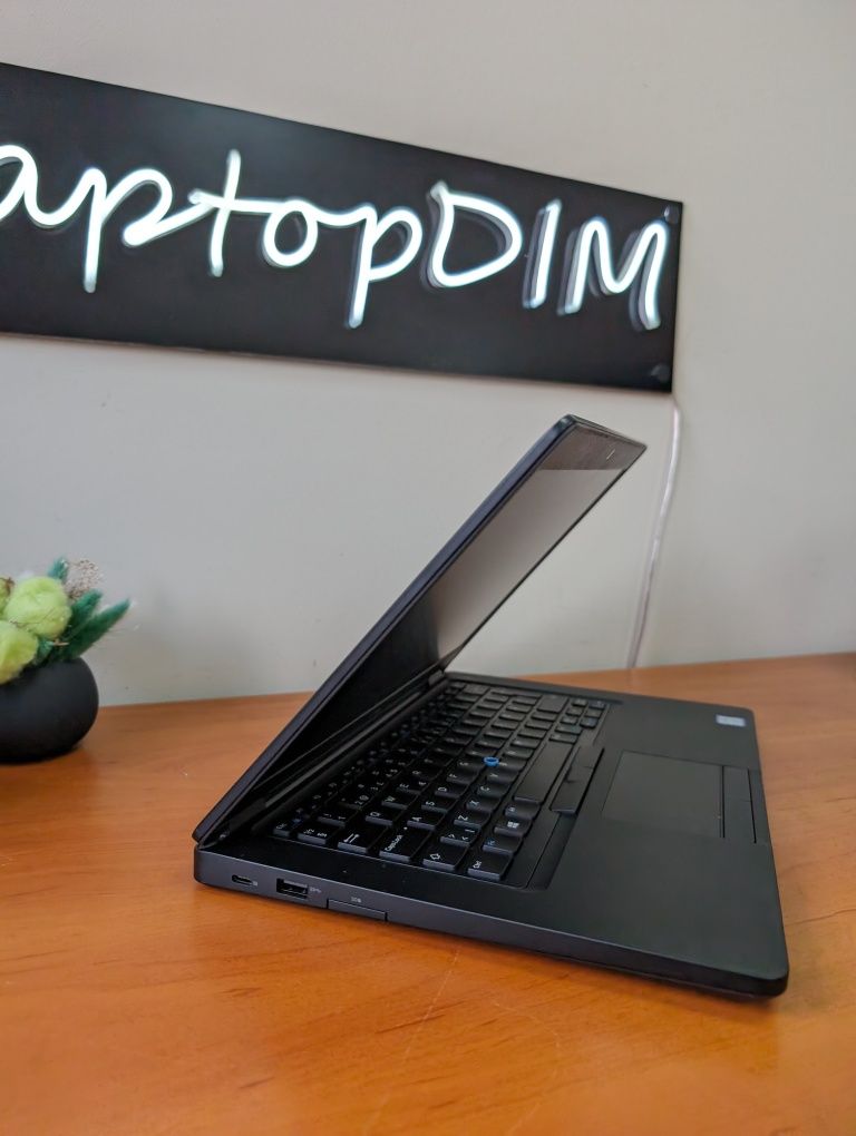 Ноутбук DELL Latitude 5490/14/FullHD/I3-8130/8/256/гарантія 9міс.