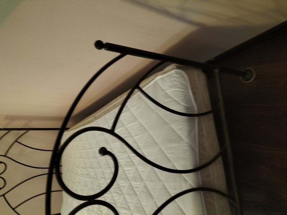 Sprzedam łóżko  90x200