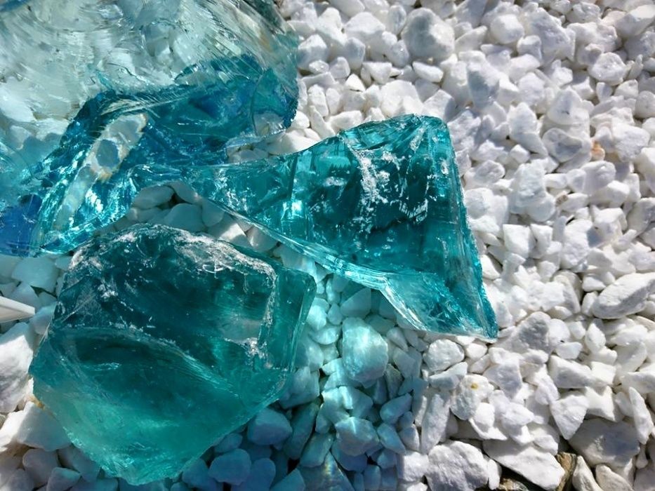 Jasne kruszywo ogrodowe grys ogrodowy do ogrodu