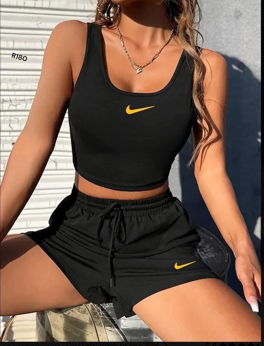 Komplet spodenki top sportowe nike