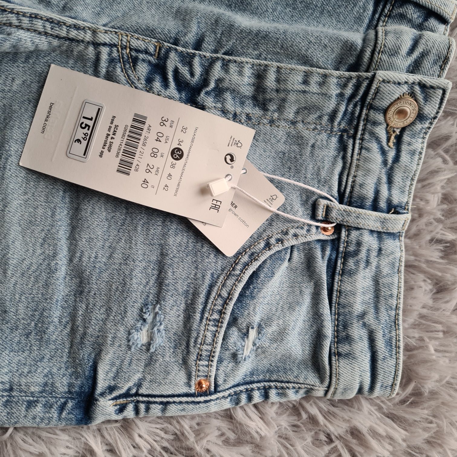 Spodenki Bershka 36 basic szorty jeansowe push-up