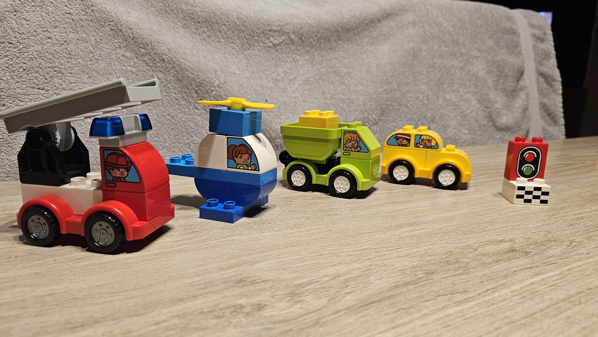 LEGO Duplo 10886 Moje pierwsze samochodziki + 10918 Dźwig