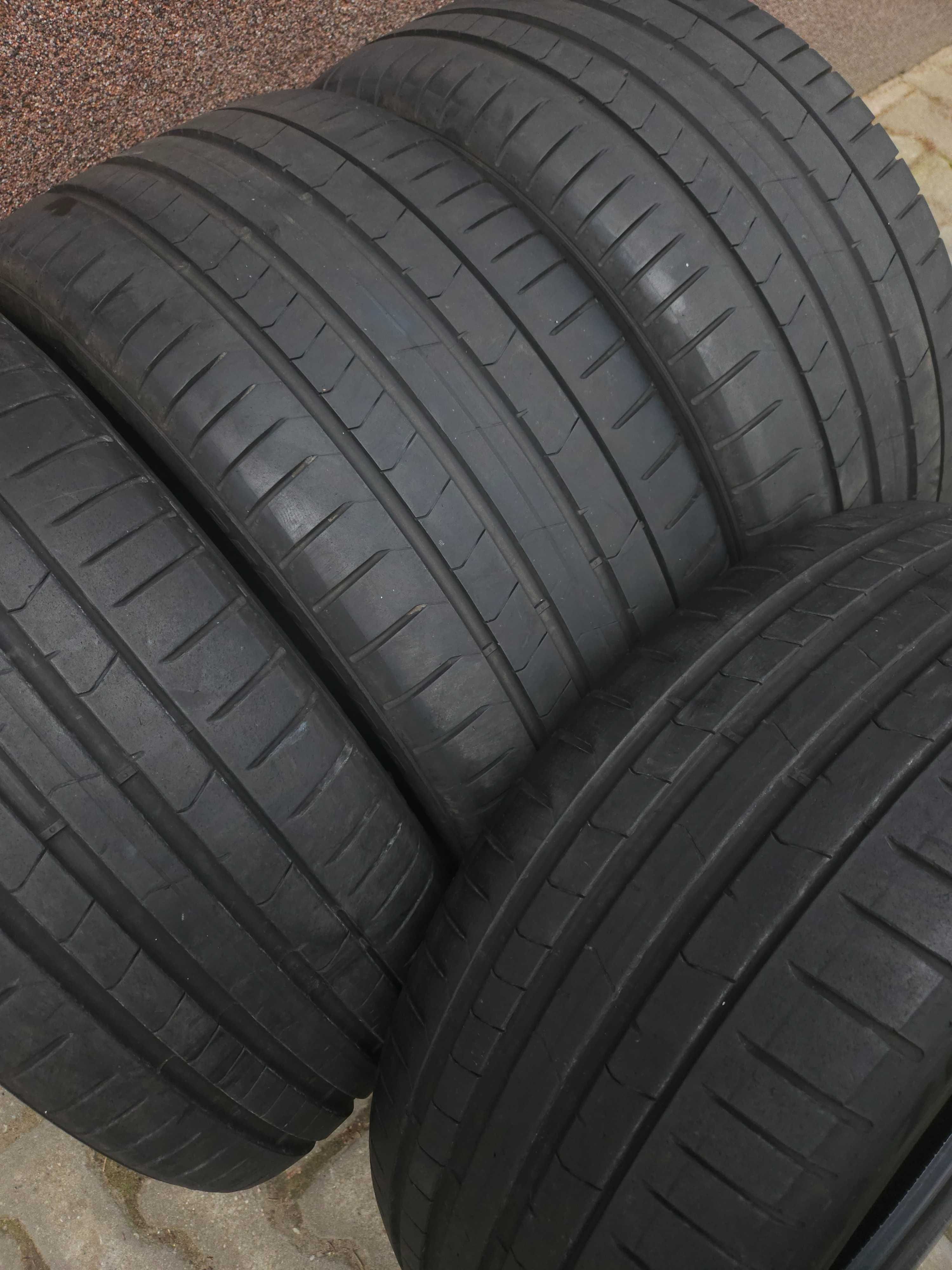 225/40R19 pirelli p zero