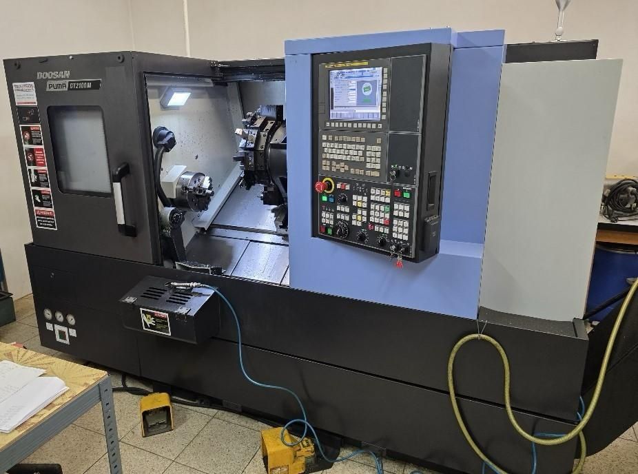 Токарний станок С ЧПУ Doosan Puma GT 2100 M