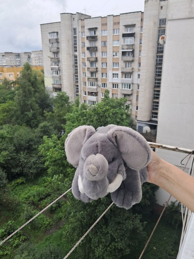 М'яка іграшка слон від Keel Toys