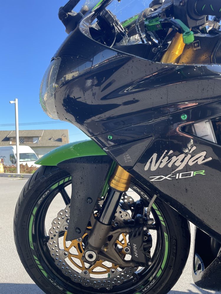 KAWASAKI zx10r 2004