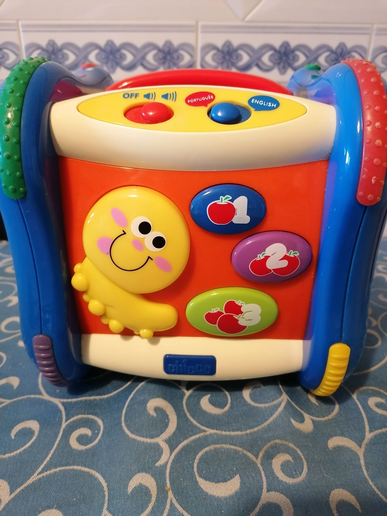 Brinquedo didático da Chico