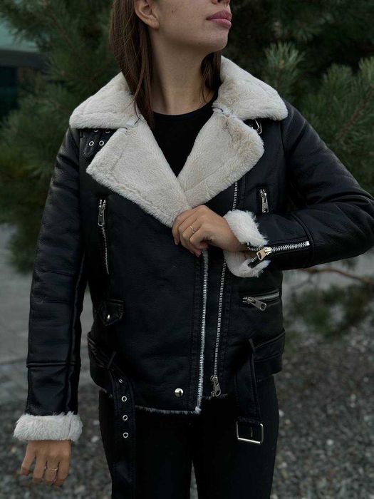 Дублянка з еко-хутром S M L чорна молочне хутро до -10