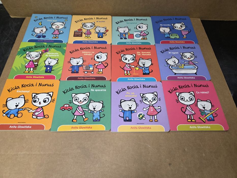 Zestaw książeczek Kicia Kocia 12 szt w twardej oprawie