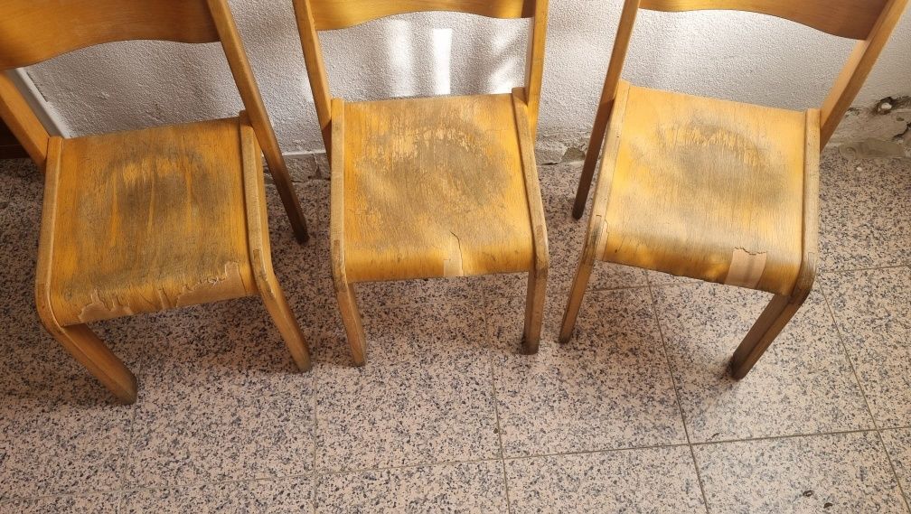 Cadeiras Tamanho para Crianças para restaurar valor cada