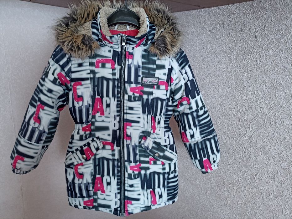 Куртка Lenne зимова,класна, для дівчинки!