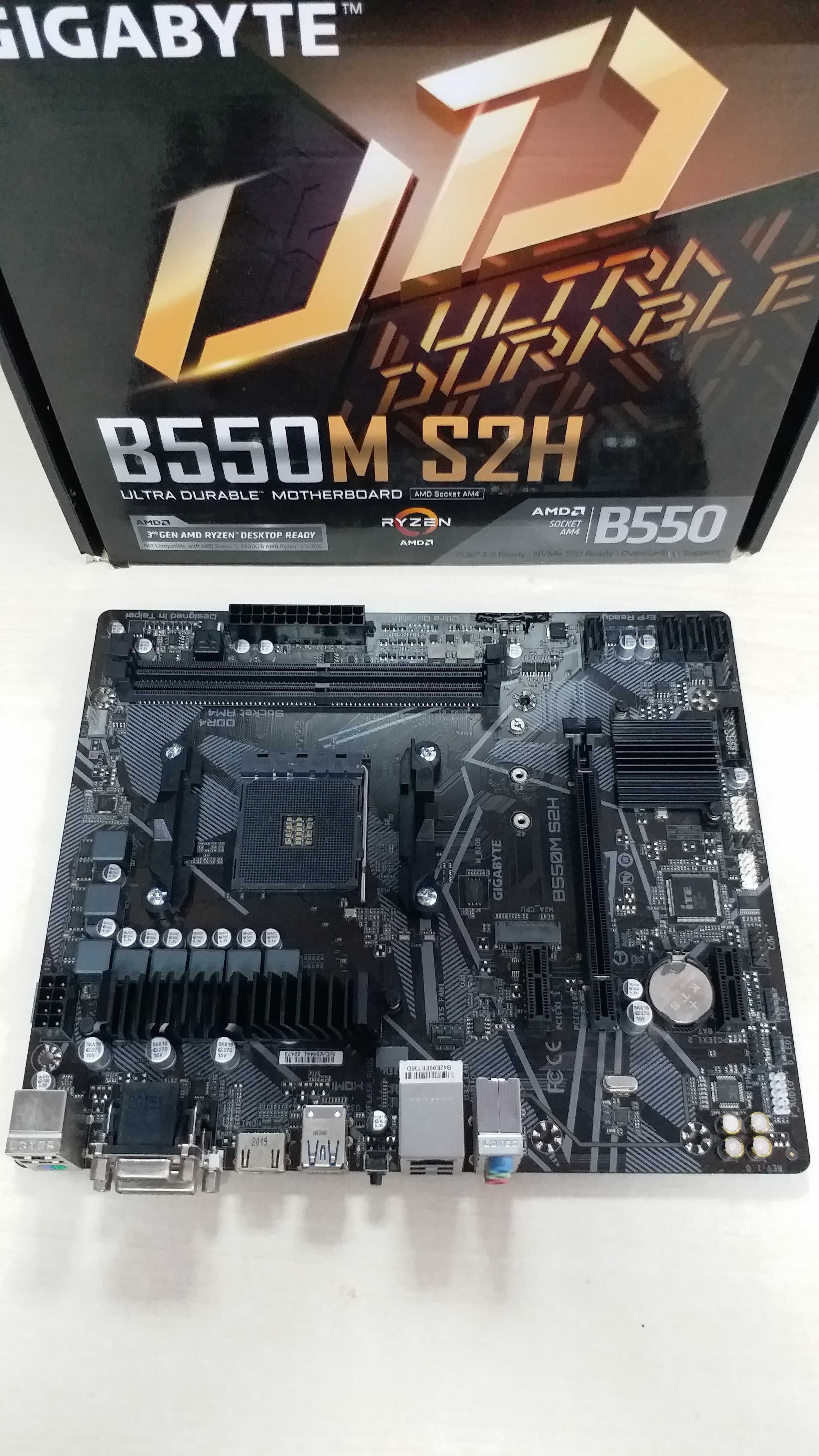 Плата Gigabyte B550M S2H  сокет АМ4