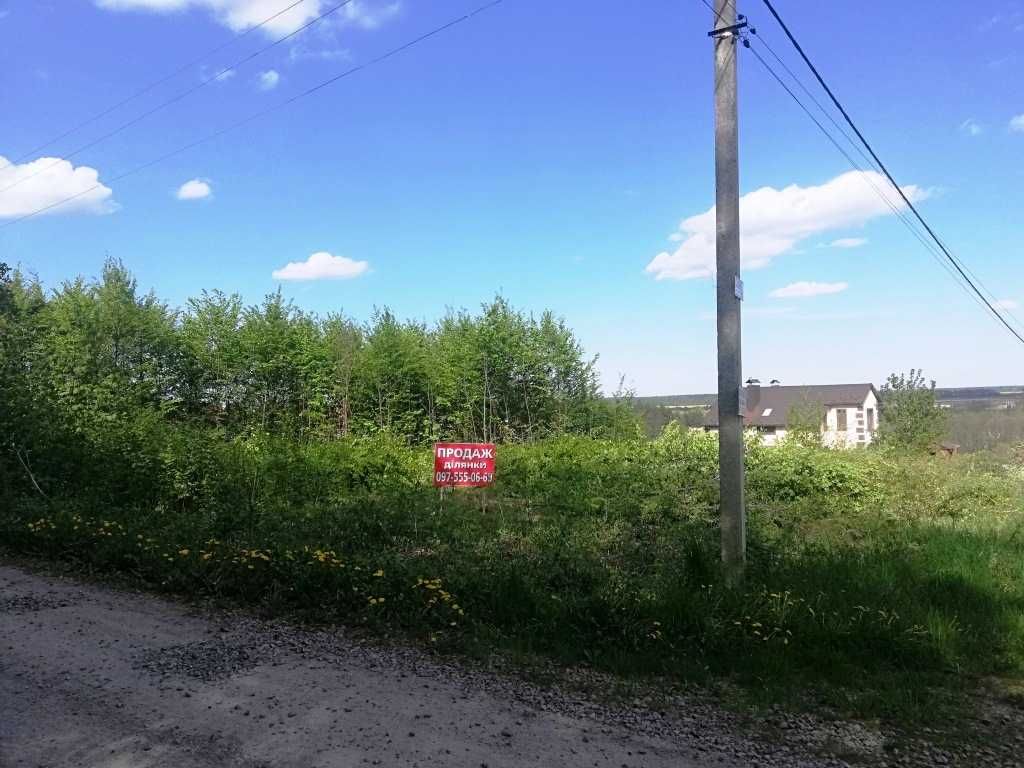 Продам видові земельні ділянки з видом річку Південний Буг та Вінницю.