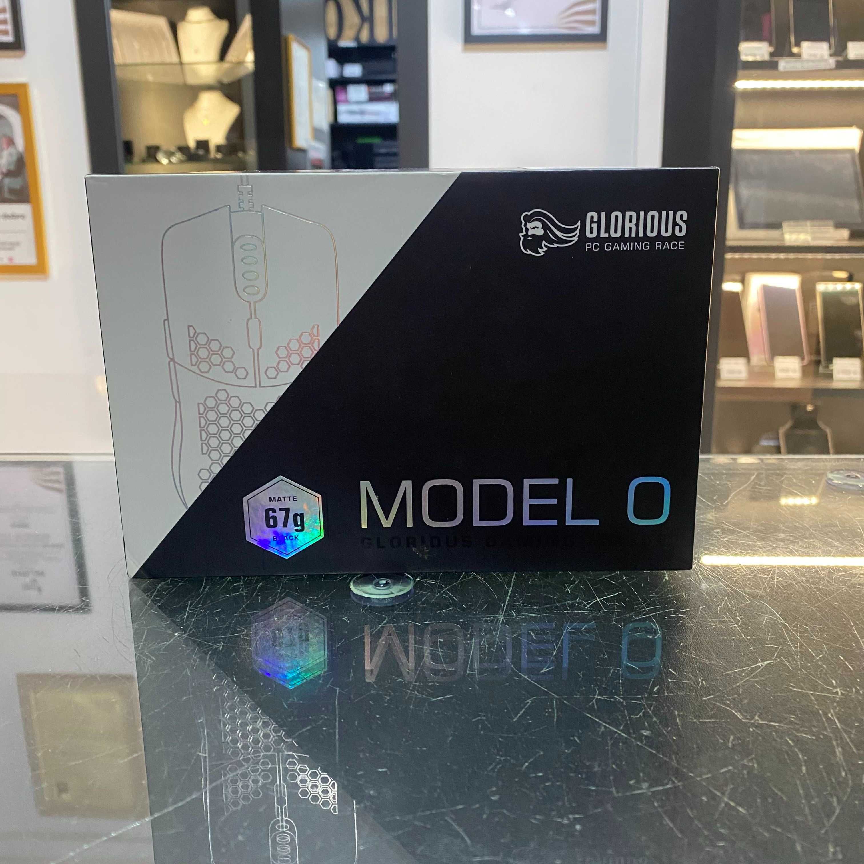 Myszka Gamingowa | GLORIOUS MODEL 0 | USB | RGB |
