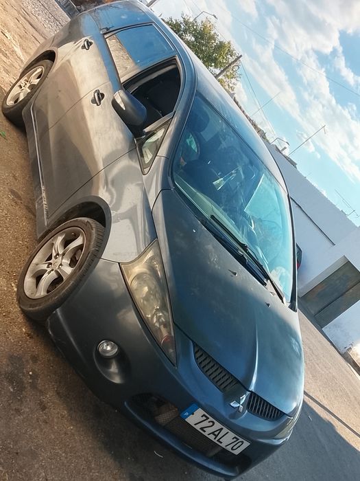 vendo Mitsubishi grandis