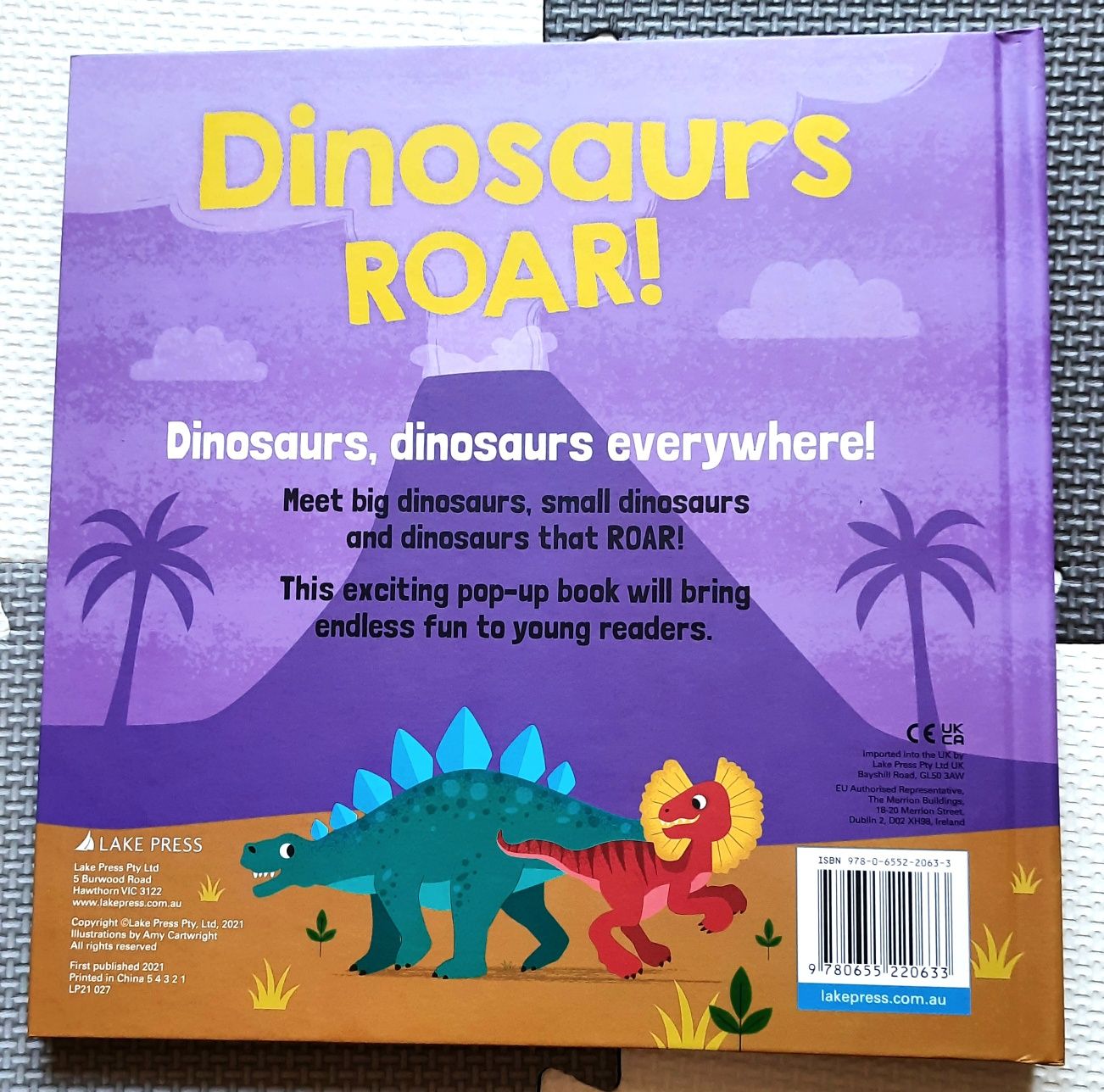 Dinosaurs Roar! pop-up książeczka po angielsku dinozaury