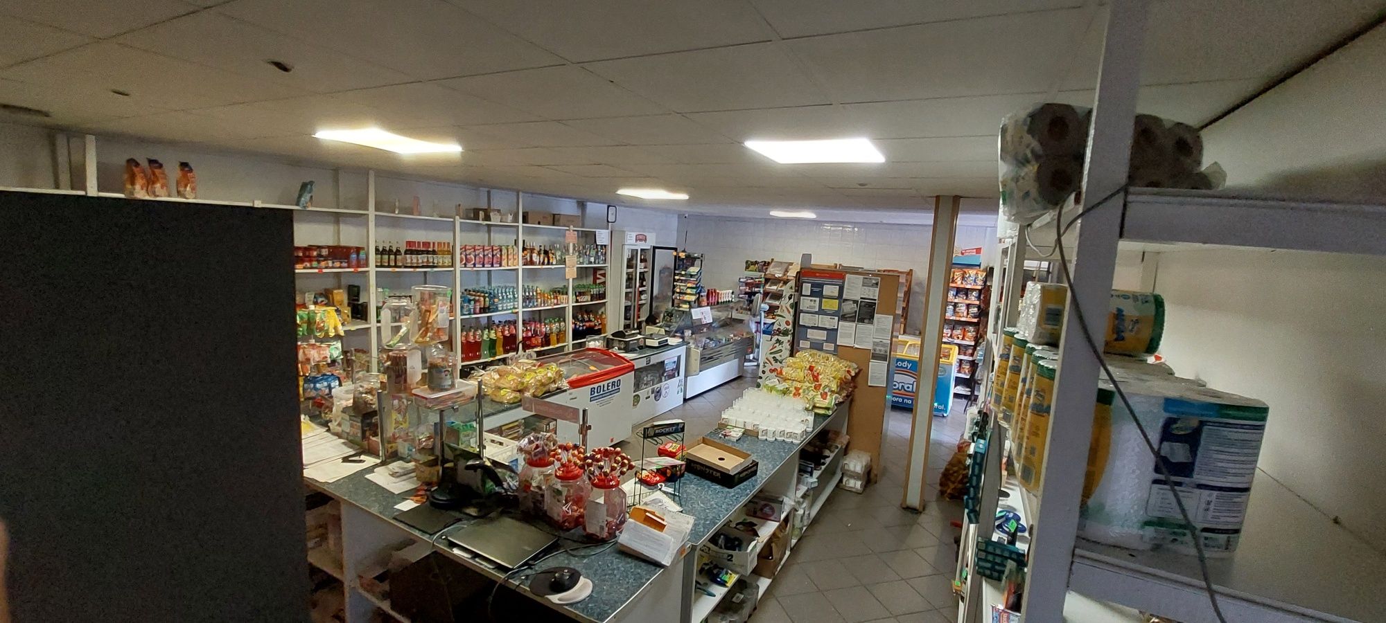 Sprzedaż/Wynajem Sklep/Magazyn/Hala 270m całość lub w części.