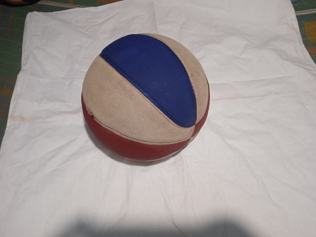 Мяч баскетбольный Rucanor кожаный размер 7 Германия