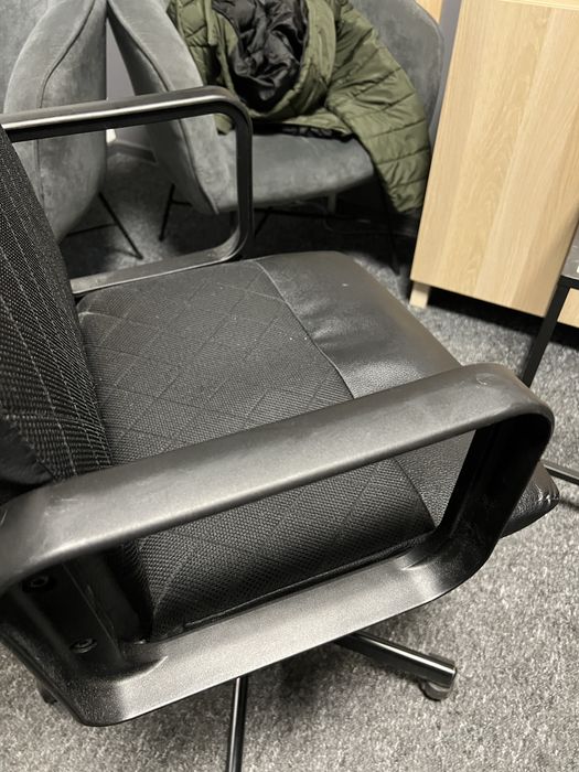 Fotele biurowe czarne 2x