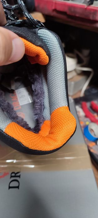 Buty robocze zimowe+bielizna termoaktywna+ płaszcz przeciwdeszczowy pr